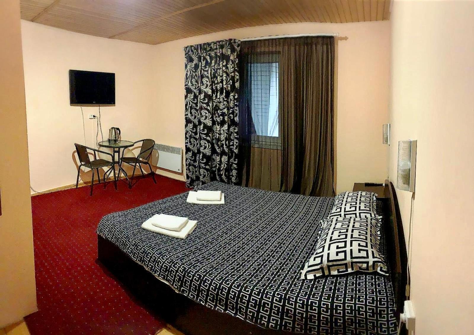 Mini-Hotel Sakvoyage Tsjernivtsi Eksteriør bilde